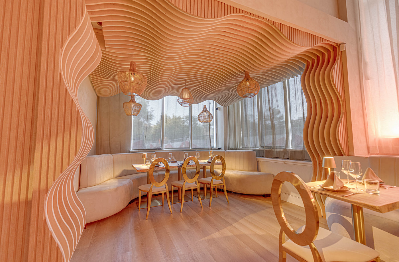 The room at 997 Rue Saint-Jacques set for a corporate day, photograph 2 of six